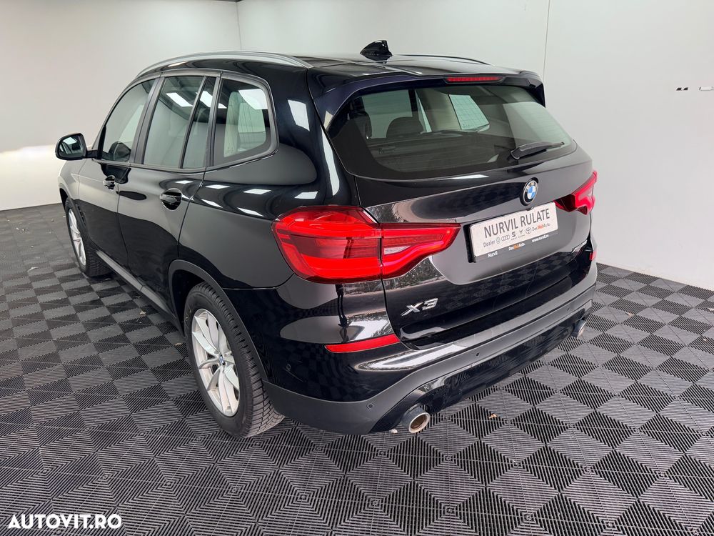 BMW X3 xDrive20i AT - 5
