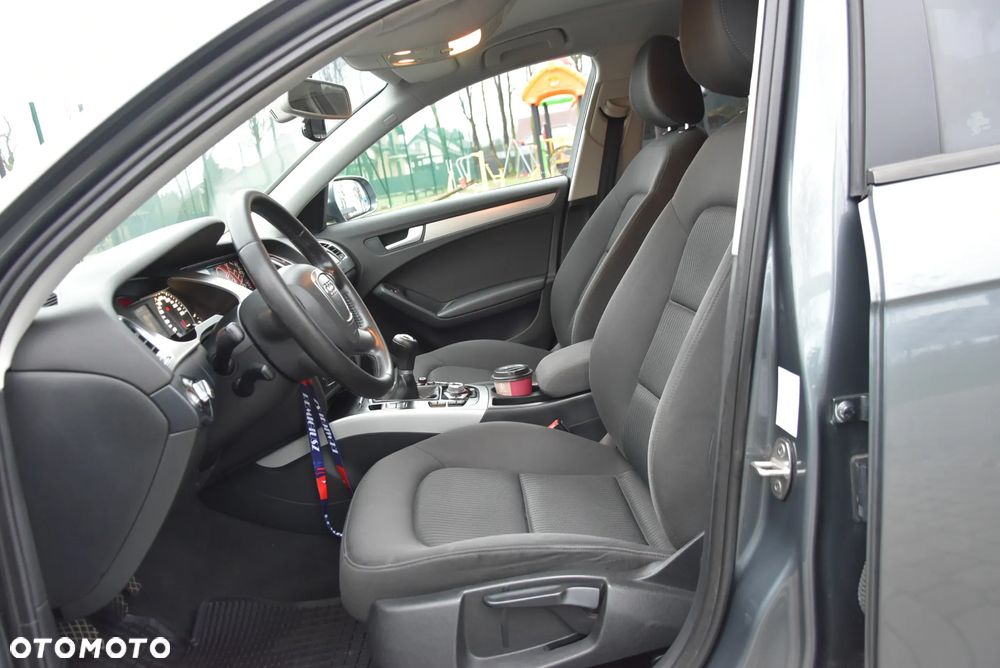 Audi A4 Avant 2.0 TDI ultra DPF Attraction - 10