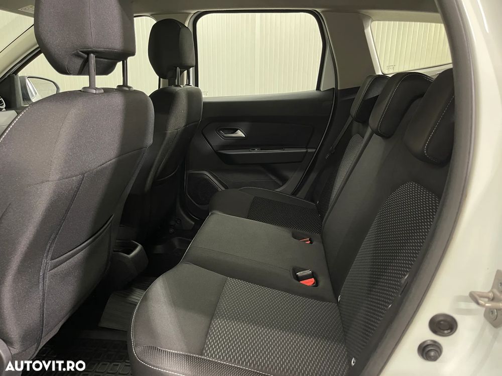 Dacia Duster 1.5 Blue dCi 4WD Comfort - 11