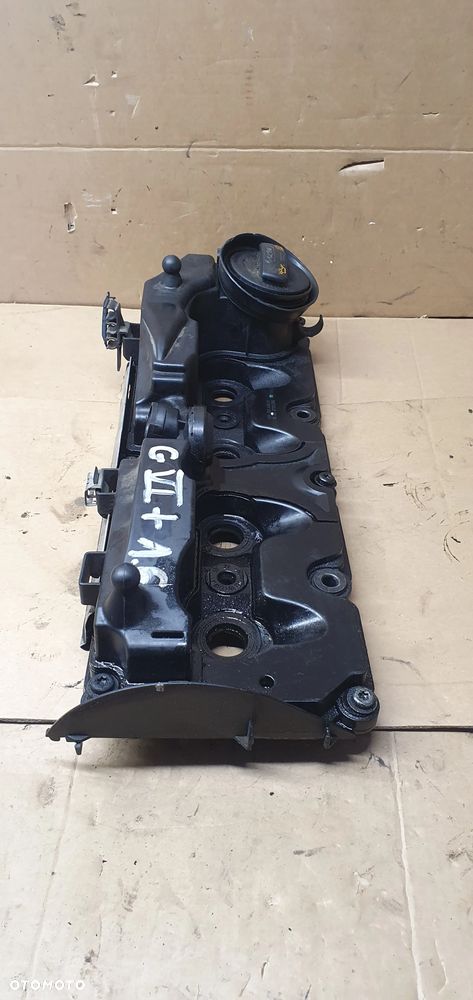 Pokrywa osłona silnika zaworów dekiel VW Golf VI 6 Plus 1.6 TDI 03L103469H - 3