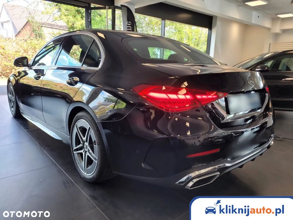 Mercedes-Benz Klasa C 180 9G-TRONIC AMG Line - 2