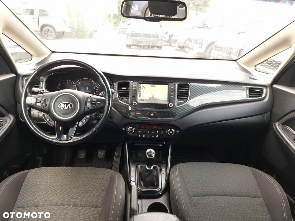 Kia Carens 1.6 GDI L - 22
