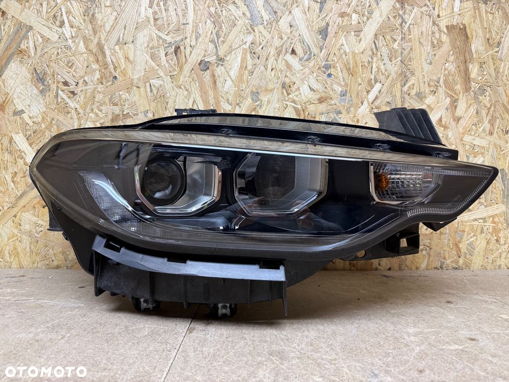 LAMPA PRZÓD PRAWA FIAT TIPO SOCZEWKA LED 521134380E