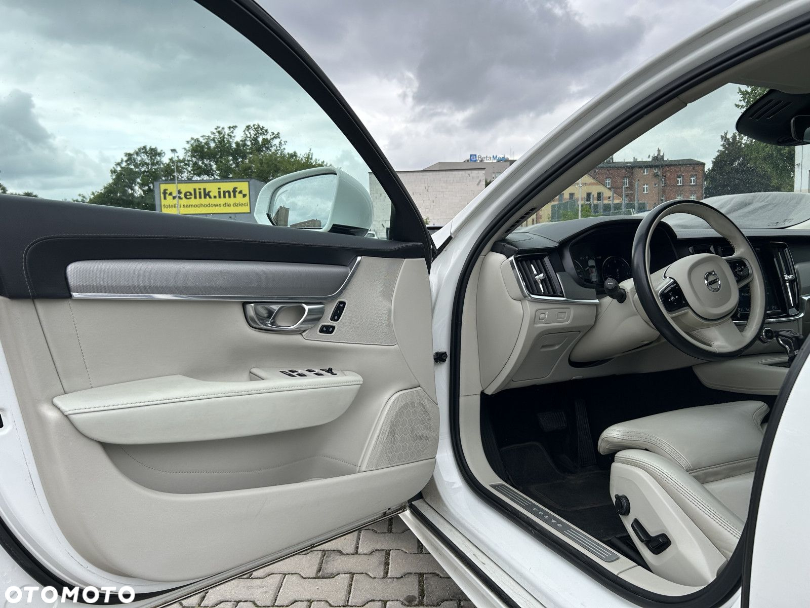 Volvo V90 - 9