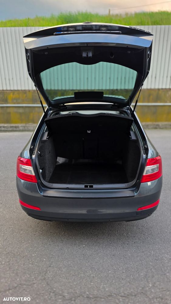 Skoda Octavia - 10