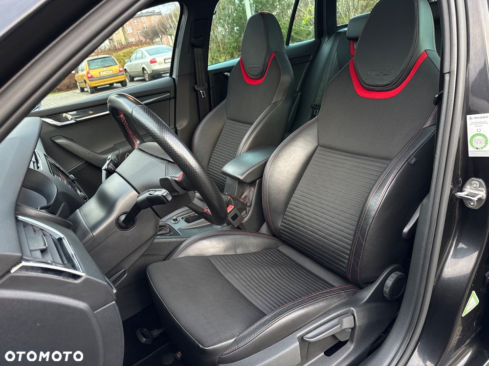 Skoda Octavia 2.0 TSI RS DSG - 40