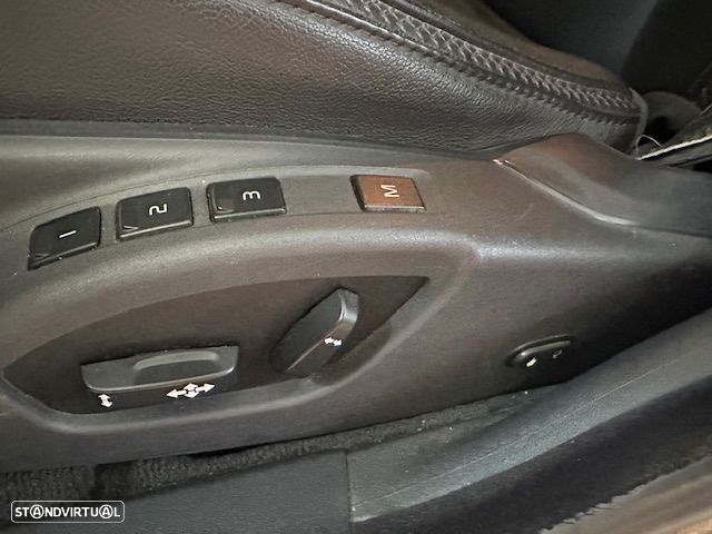 Volvo XC 70 2.0 D4 Summum Geartronic - 20