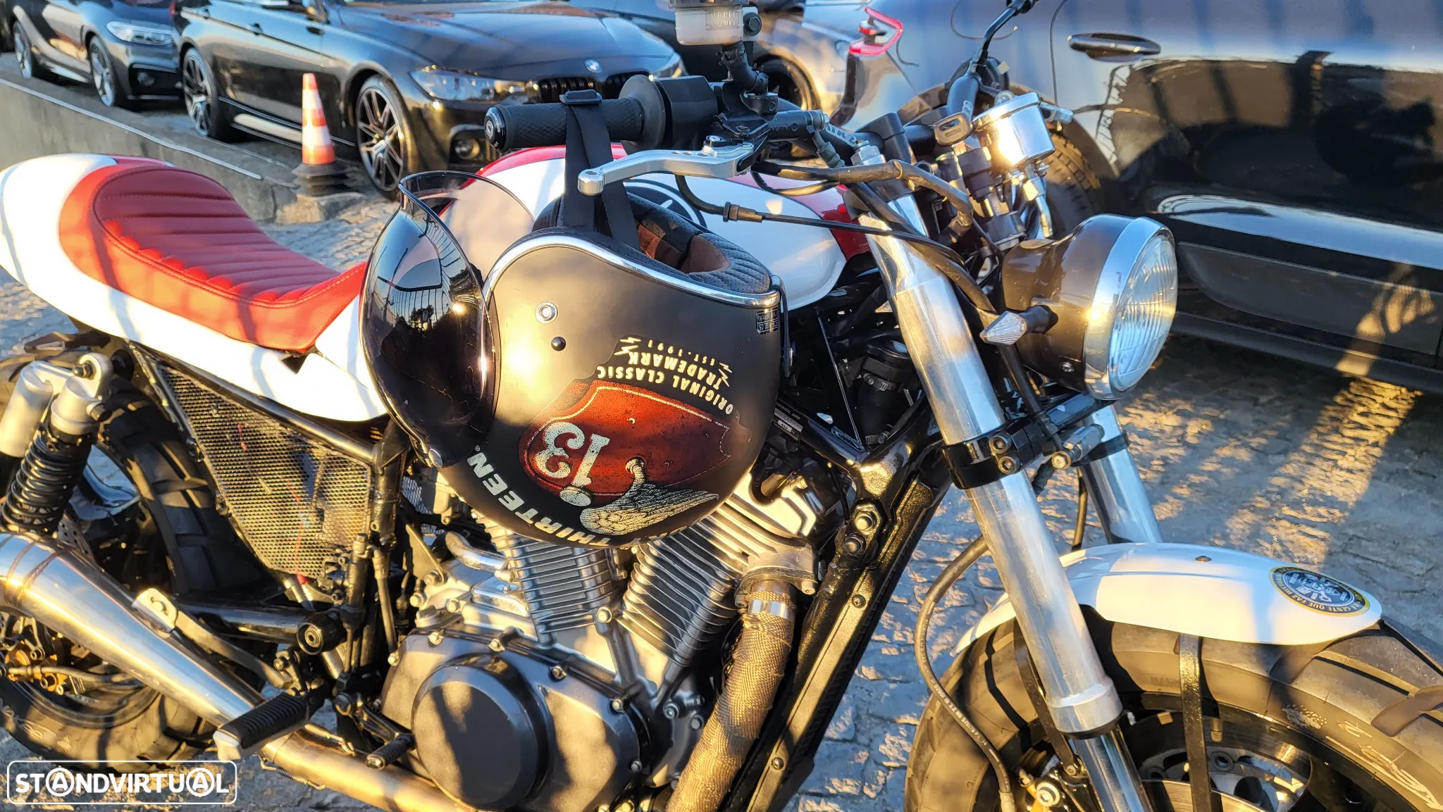 Suzuki VX 800 Café Racer - 10