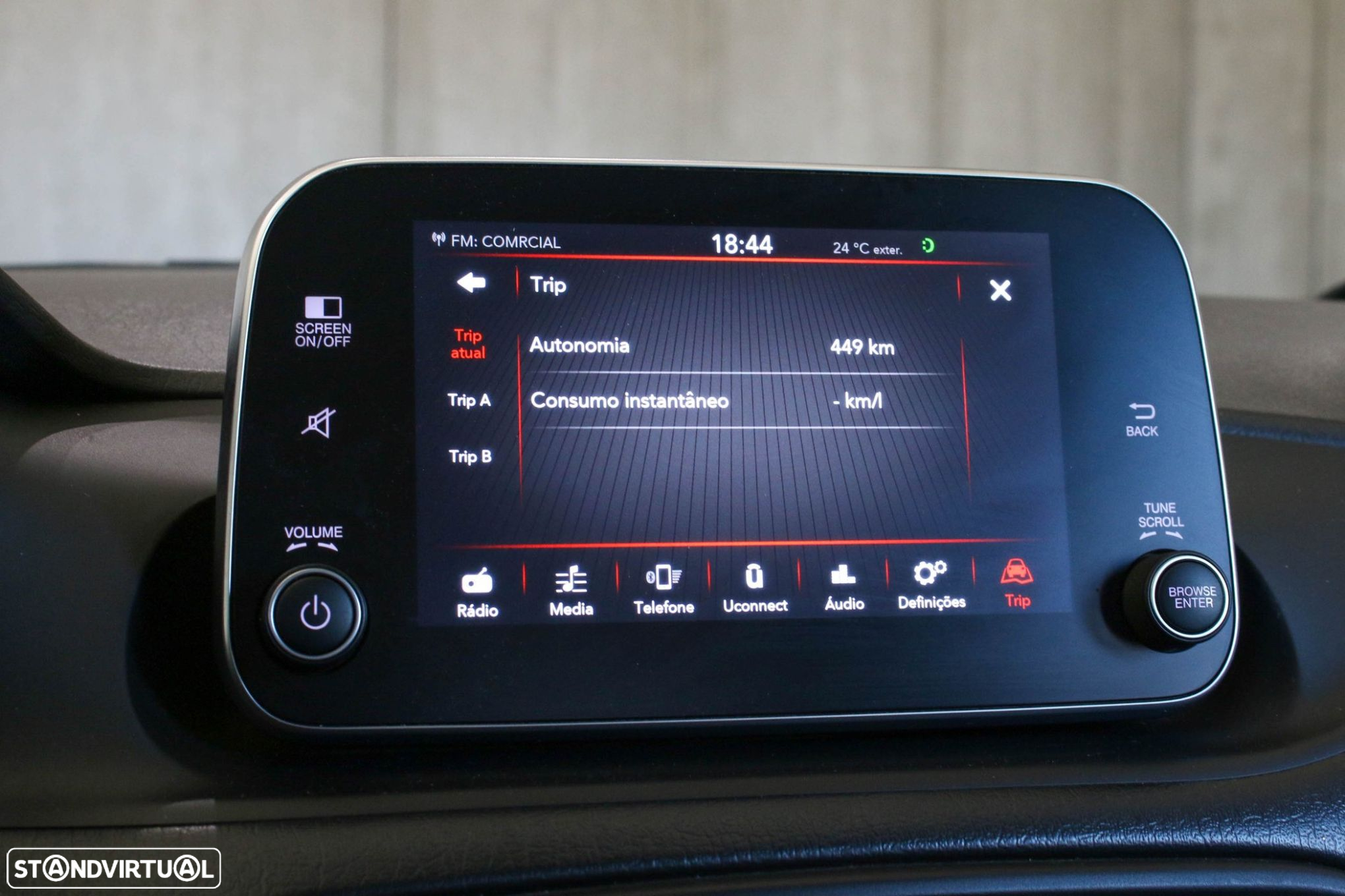 Fiat Tipo Station Wagon 1.3 M-Jet Lounge Tech - 25