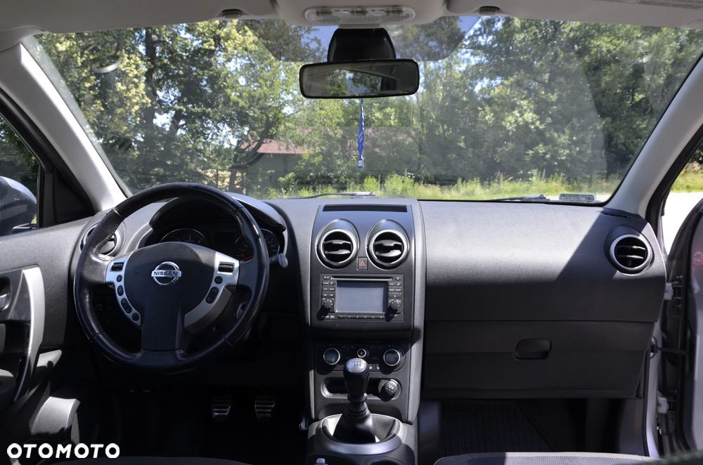 Nissan Qashqai - 10