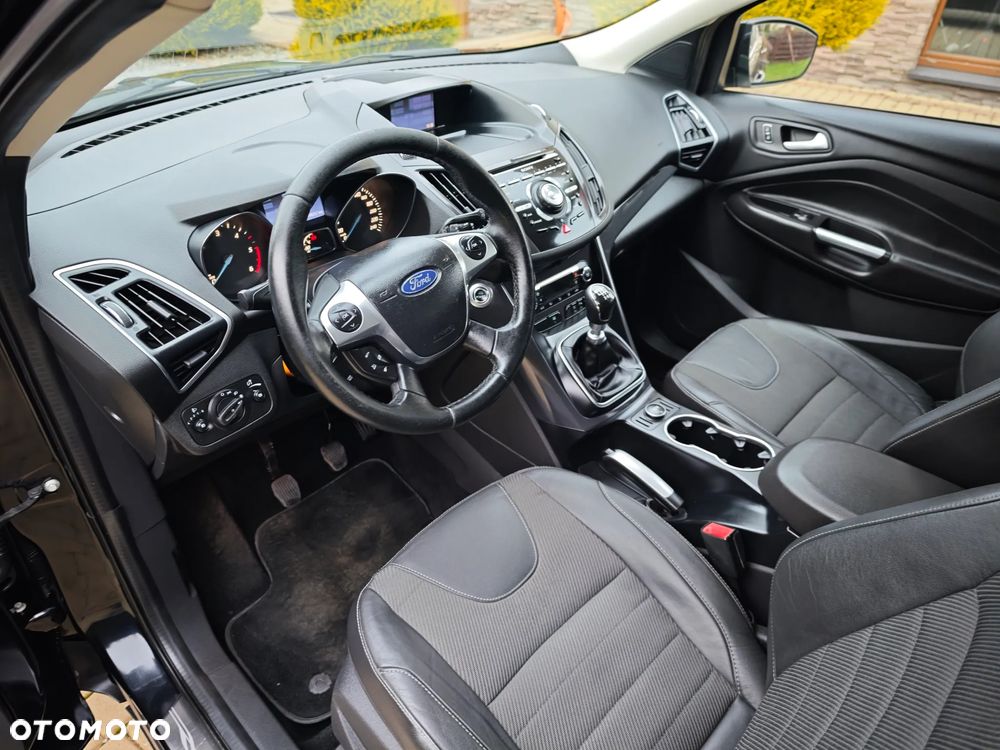 Ford Kuga 2.0 TDCi 4x4 Titanium - 26