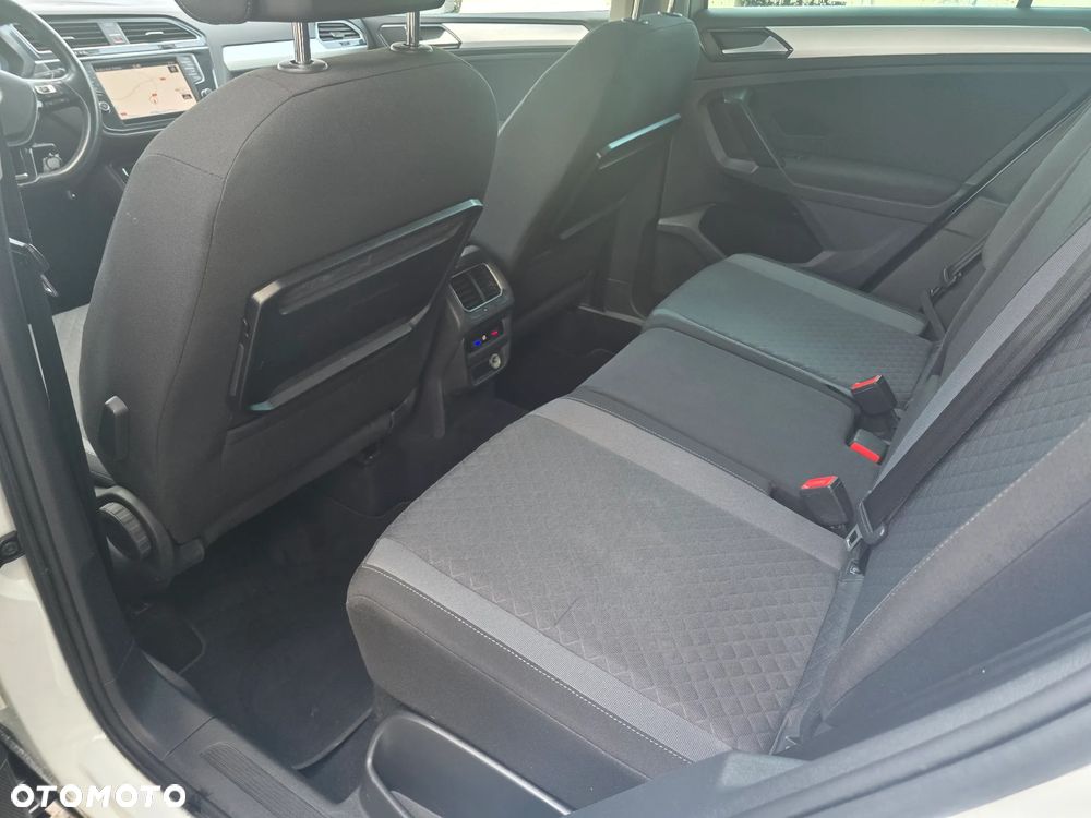 Volkswagen Tiguan - 18