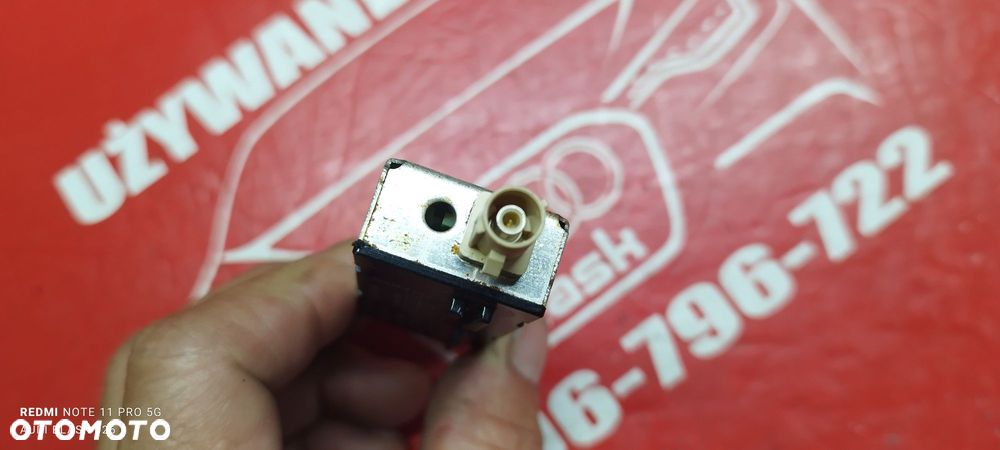Wzmacniacz Antenowy Audi A6 C6 2.0 TDI Kombi 2009 rok Części Blask Gołdap - 3