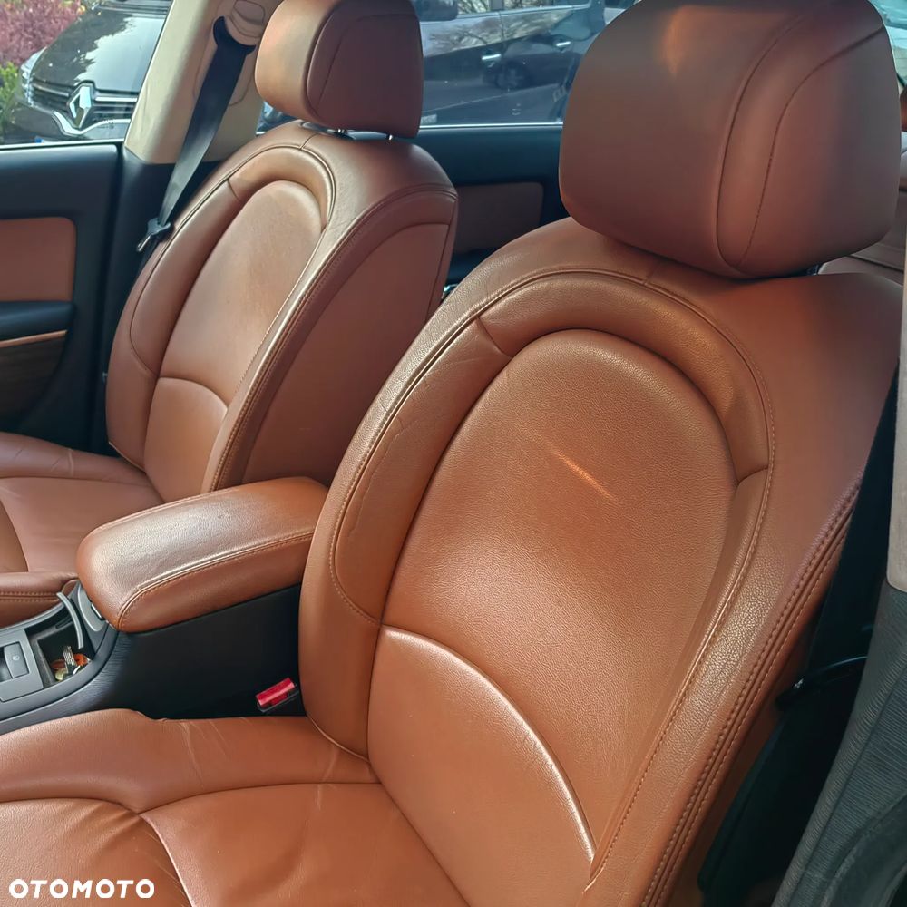 Citroën C6 HDi 205 Biturbo FAP Exclusive - 16