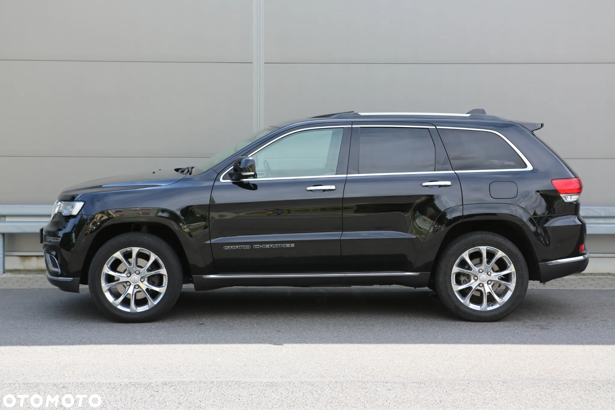 Jeep Grand Cherokee 3.0 CRD Summit - 32