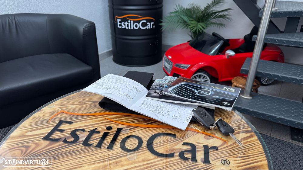 Opel Astra 1.5 D Design & Tech S/S - 40