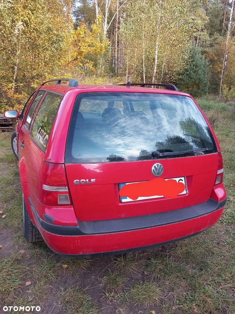 Volkswagen Golf - 4