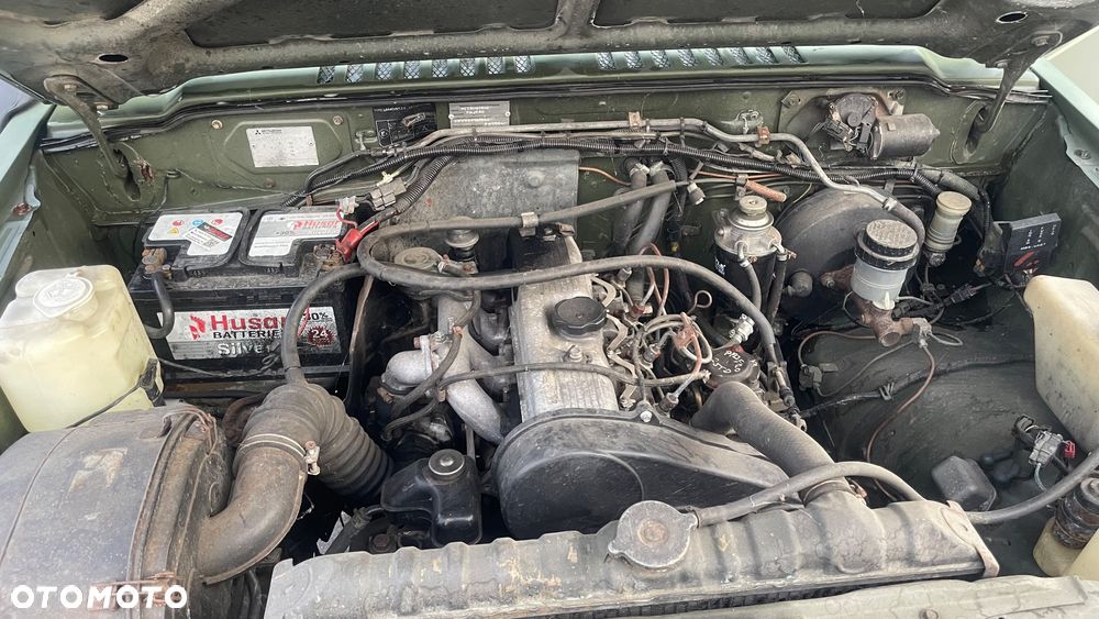 Mitsubishi Pajero - 12