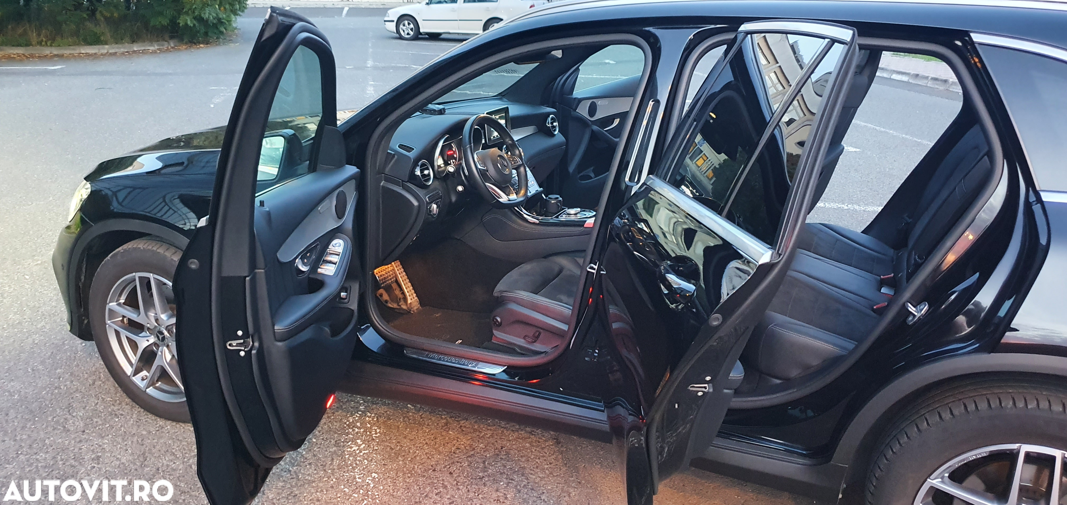 Mercedes-Benz GLC 220 d 4Matic 9G-TRONIC AMG Line - 7