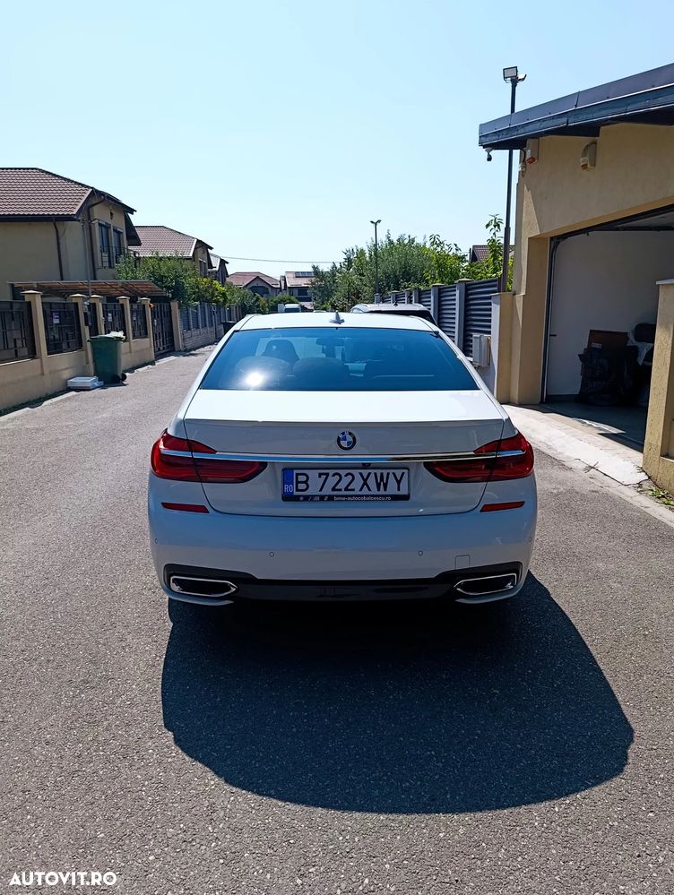 BMW Seria 7 730d xDrive - 13