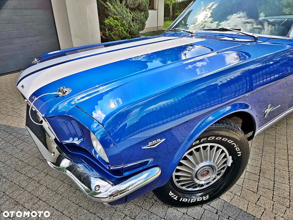 Ford Mustang - 10