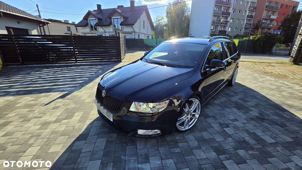 Skoda Superb 2.0 TDI DSG Ambition - 1