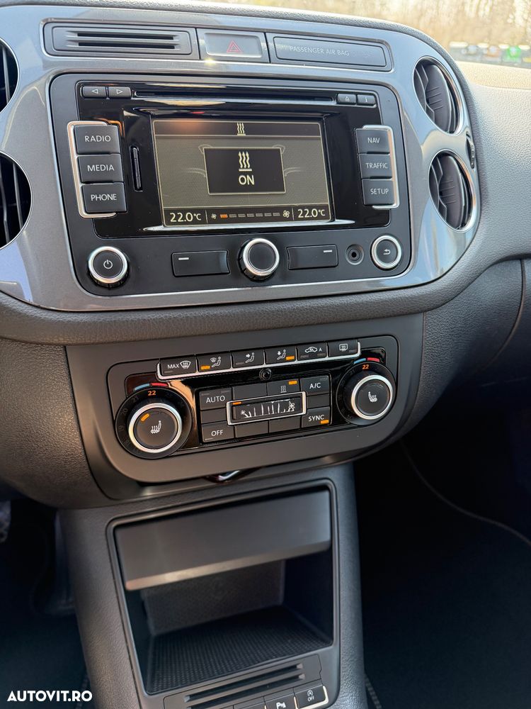 Volkswagen Tiguan 2.0 TDI DPF 4Motion BlueMotion Technology DSG Cup Sport & Style - 6