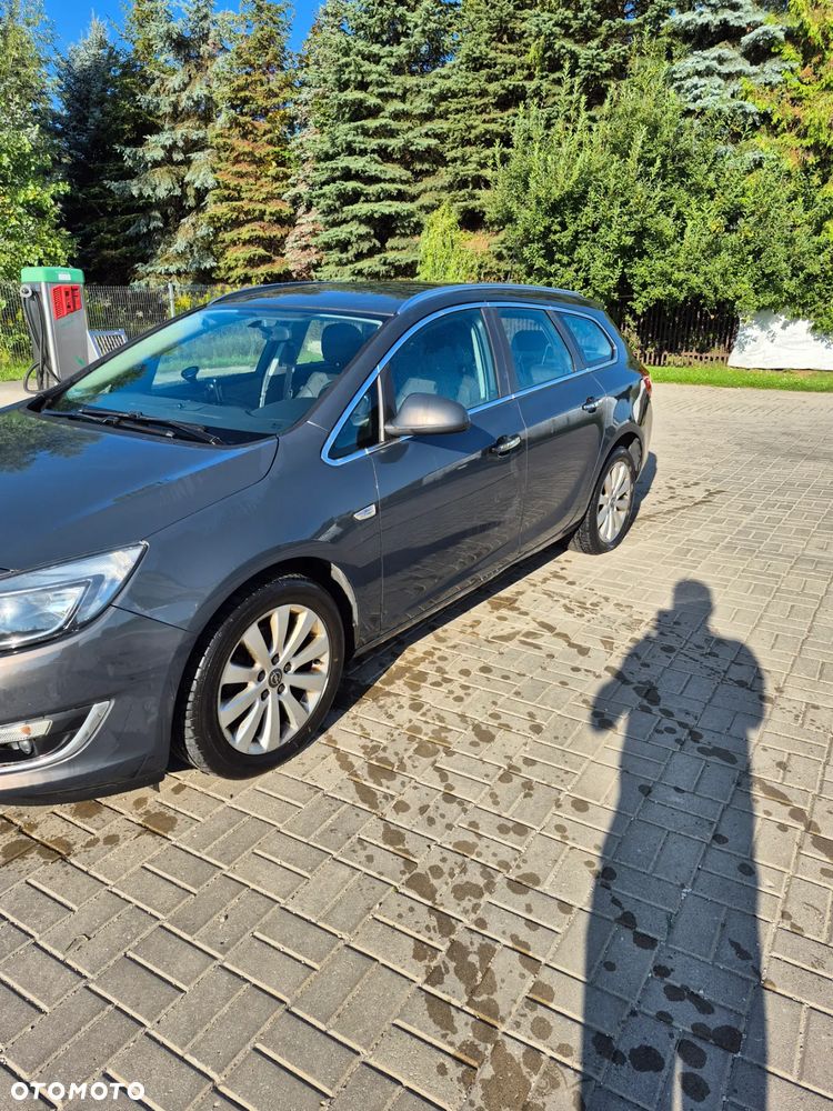 Opel Astra 1.7 CDTI Cosmo - 2