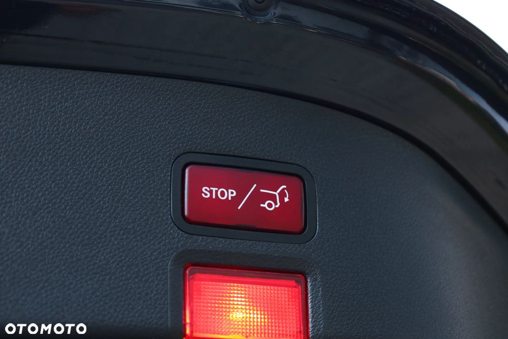 Mercedes-Benz CLA 200 7G-DCT AMG Line - 38