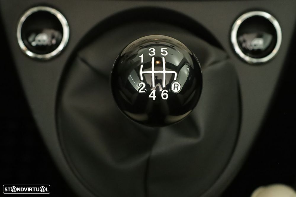 Fiat 500C 1.0 Hybrid - 16