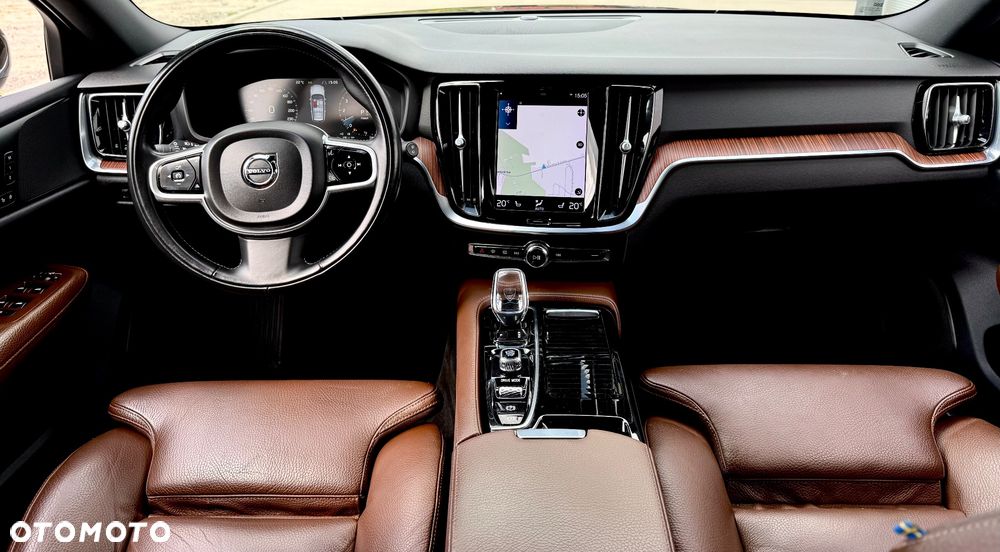 Volvo V60 T6 AWD Recharge Geartronic RDesign - 5