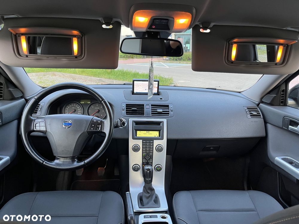 Volvo S40 D2 DRIVe Momentum Start-Stop - 12