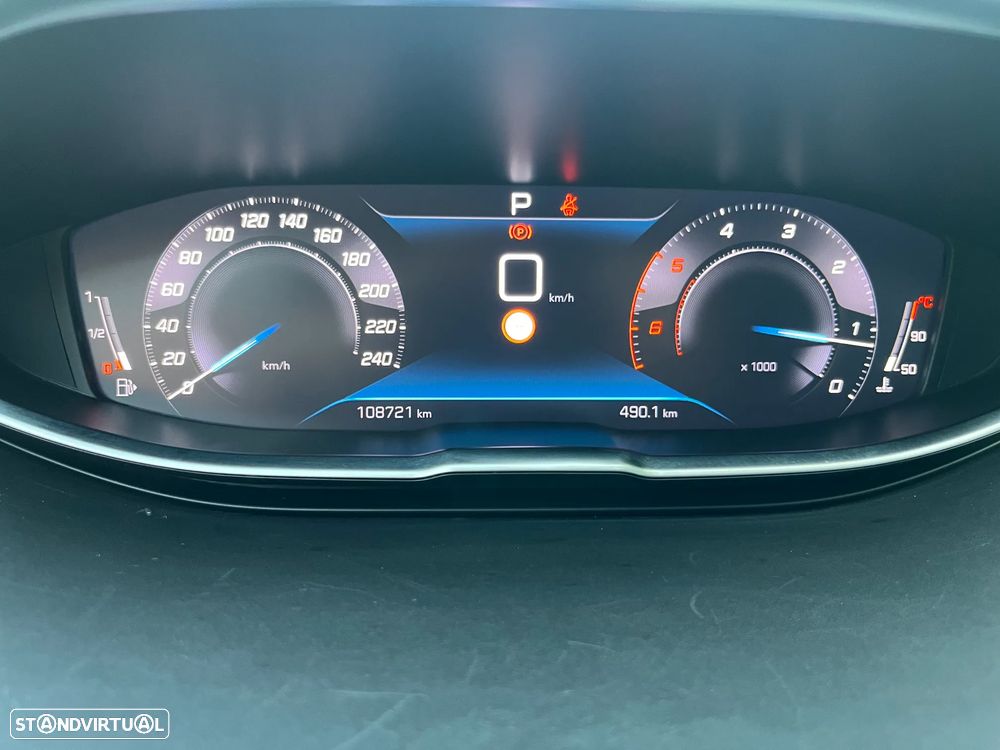 Peugeot 5008 1.5 BlueHDi Allure Pack EAT8 - 10