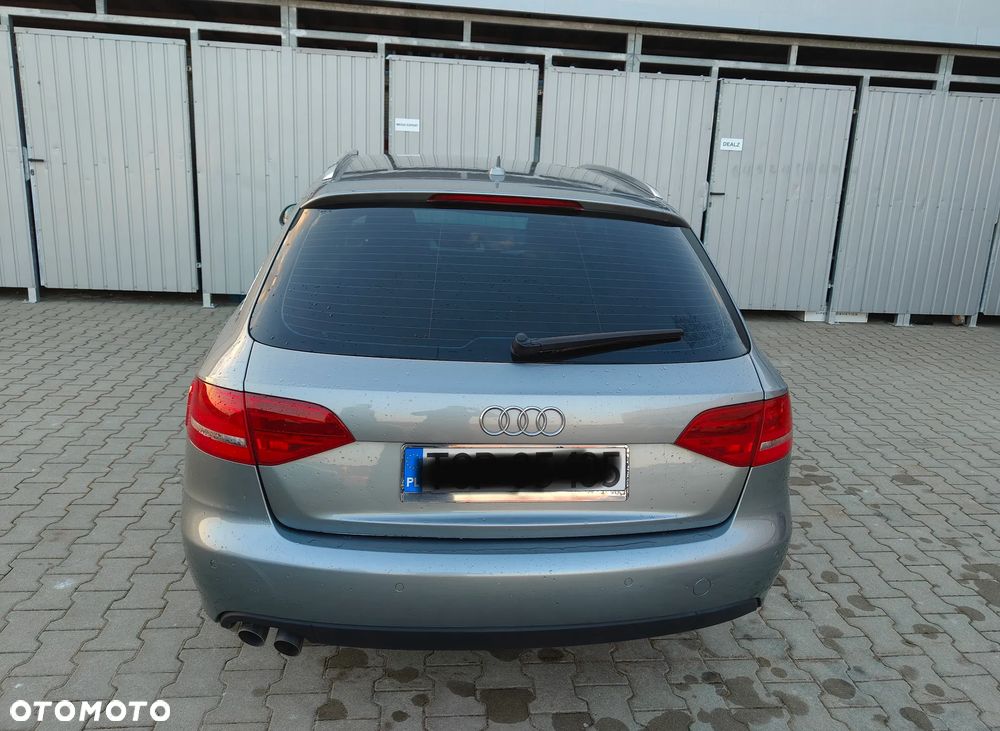 Audi A4 Avant 2.0 TDI - 20