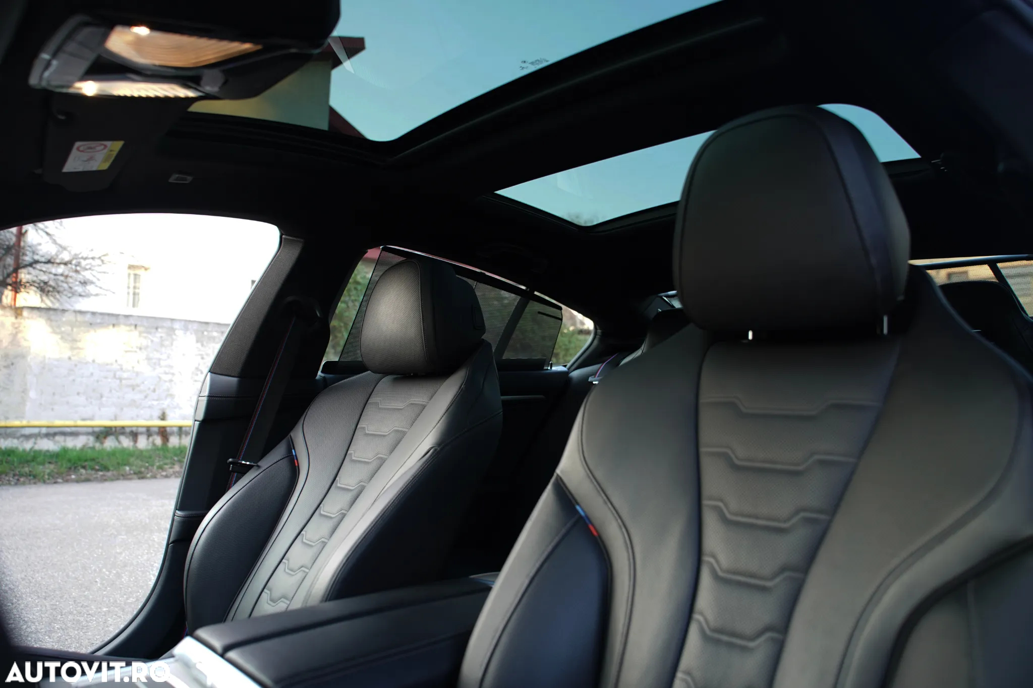 BMW Seria 8 840i xDrive - 29