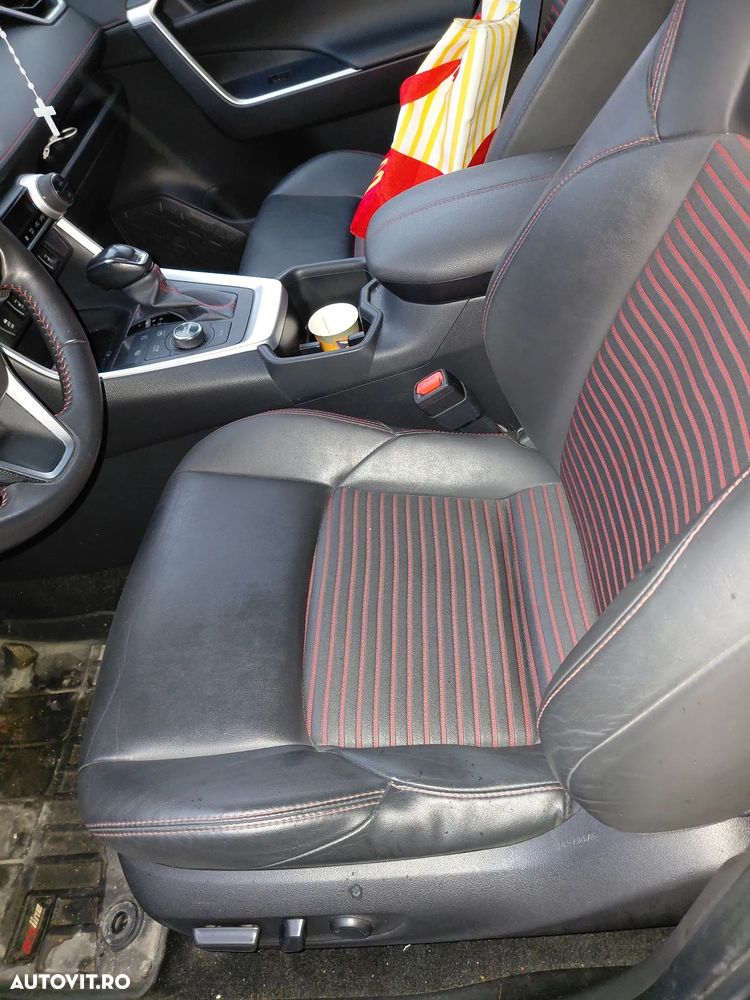 Toyota RAV4 2.5 PHEV VVT-iE 4x4 Style Bi-Tone - 11