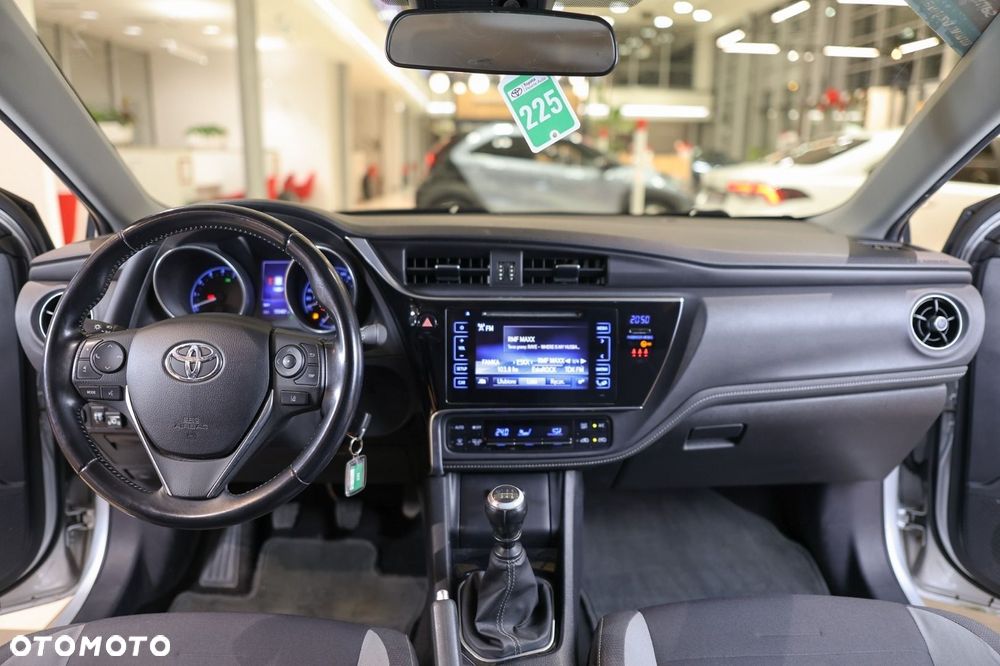 Toyota Auris - 6