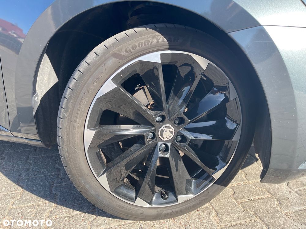 Skoda Superb 2021 photo 4