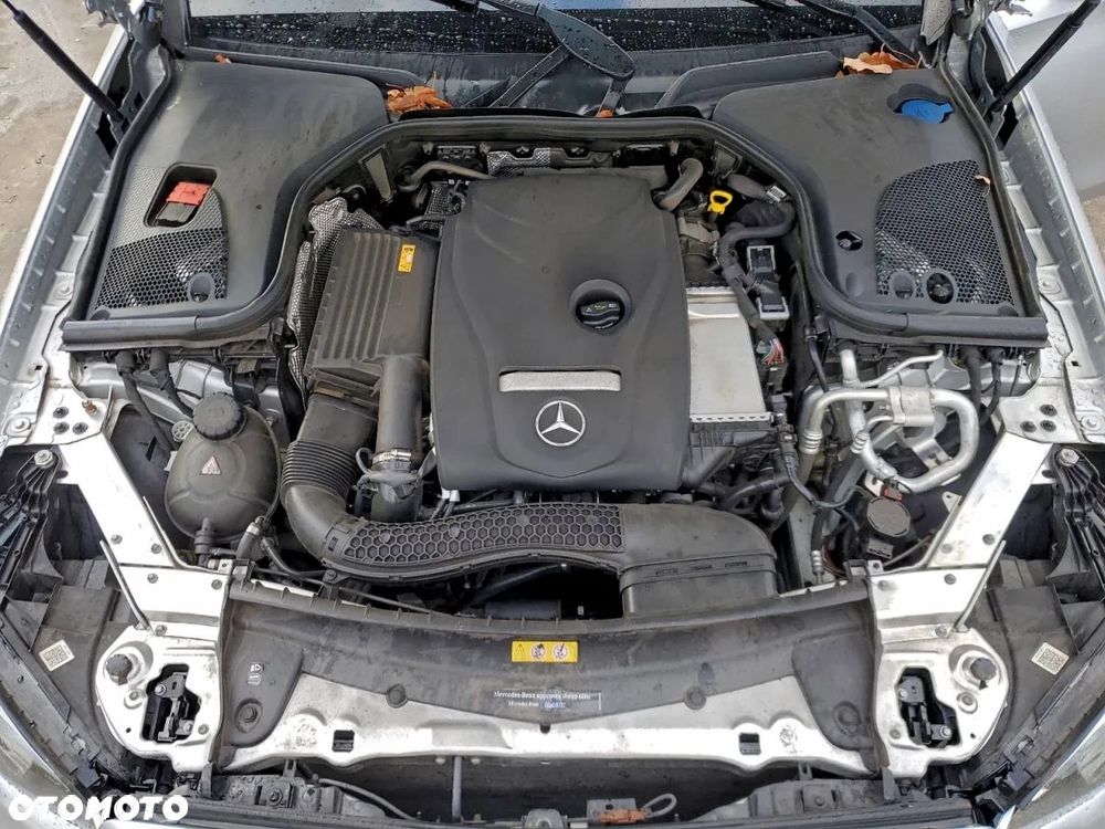 Mercedes-Benz Klasa E 300 9G-TRONIC AMG Line - 10