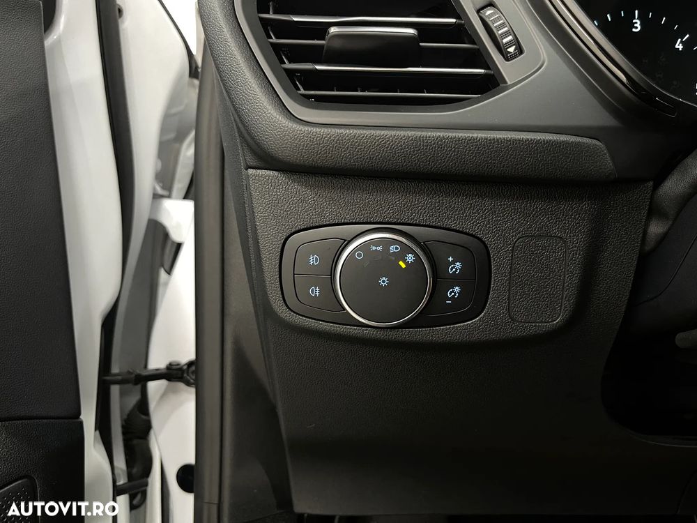 FORD Focus 2021 — imagine 30