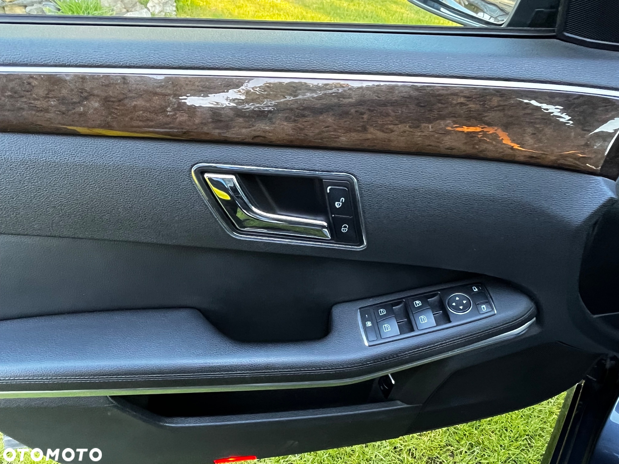 Mercedes-Benz Klasa E 200 BlueTEC 7G-TRONIC Elegance - 15