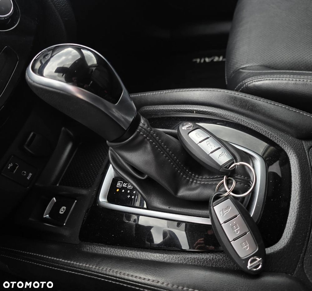 Nissan X-Trail 1.7 dCi Tekna 2WD Xtronic 7os - 29