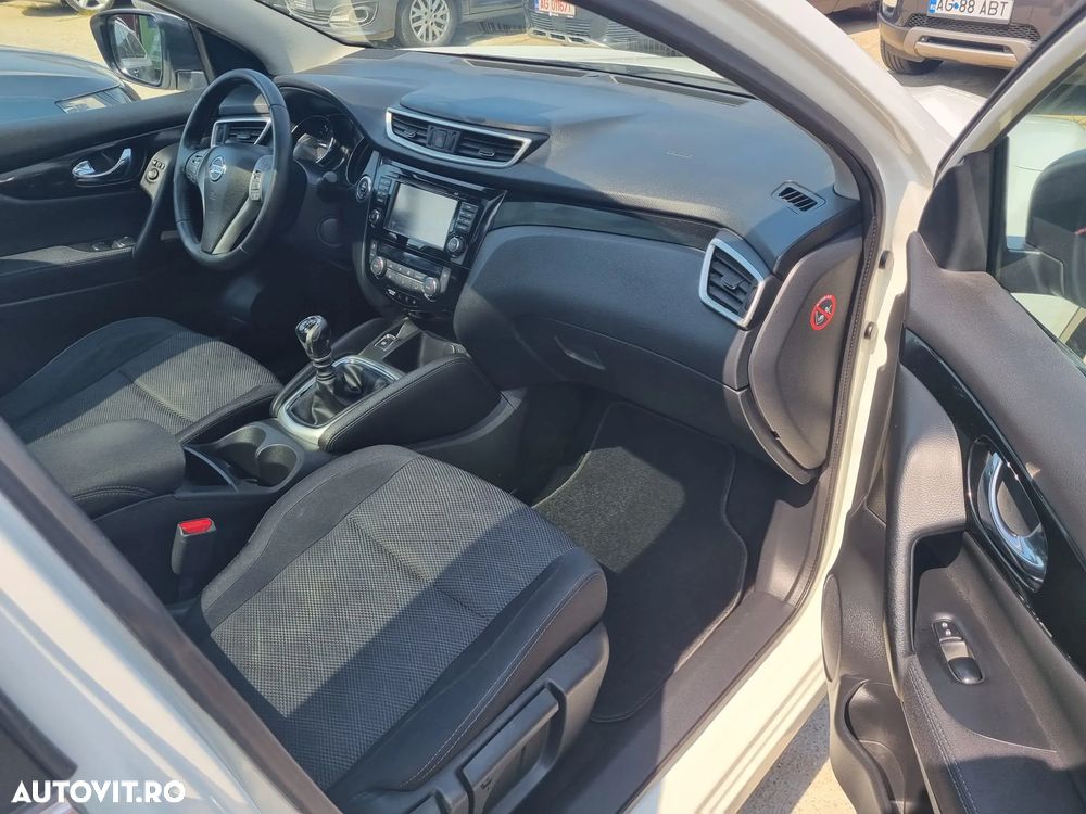 Nissan Qashqai 1.5 DCI TEKNA - 11