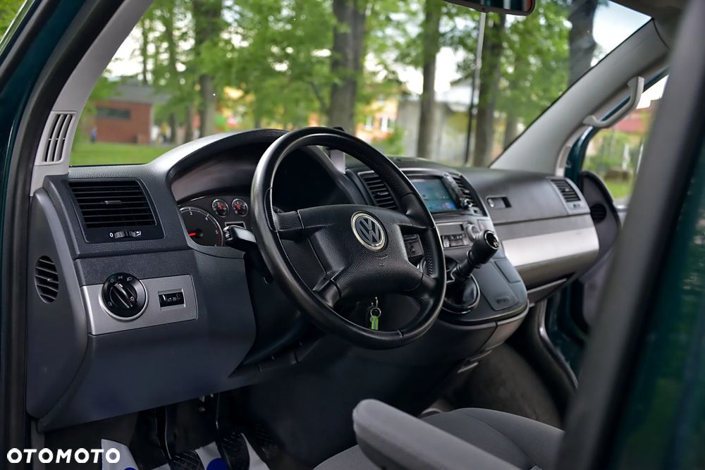 Volkswagen Multivan L1 Highline - 25