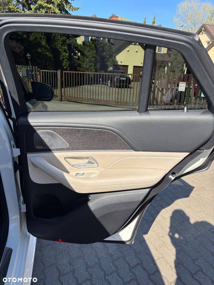 Mercedes-Benz GLE - 24