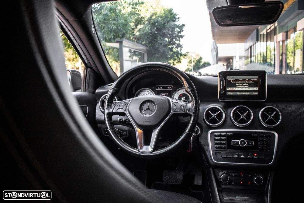 Mercedes-Benz A 180 d 7G-DCT Style — fotografia 31