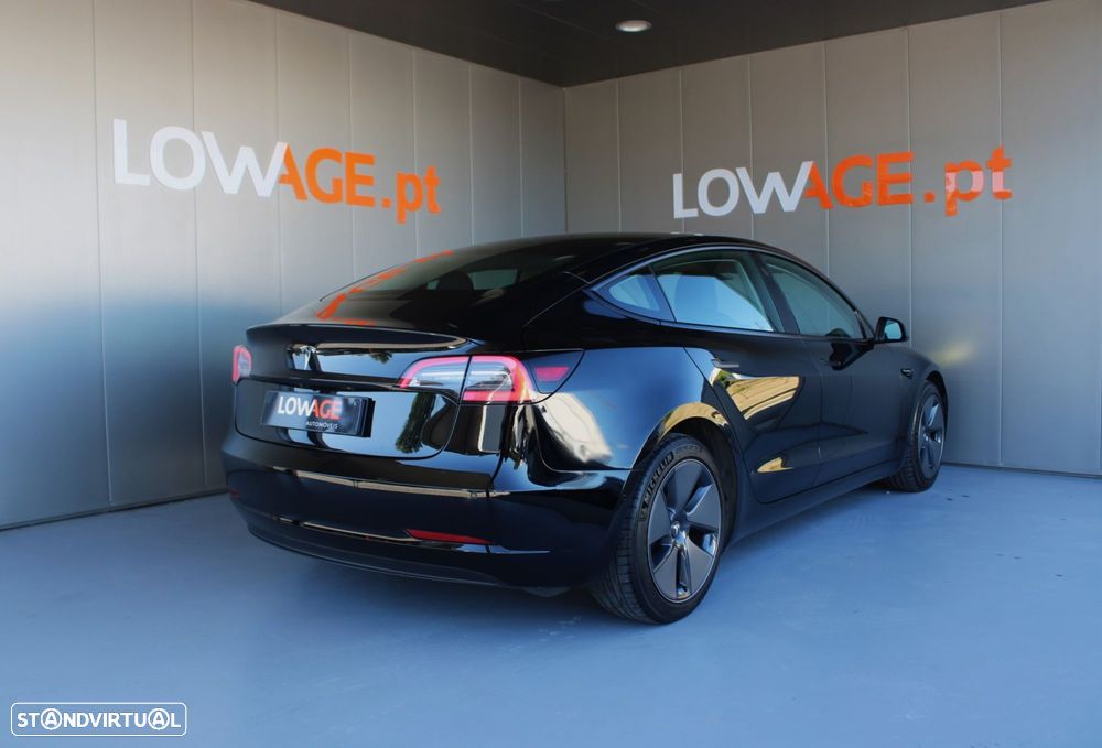 Tesla Model 3 Standard Range Plus RWD - 3