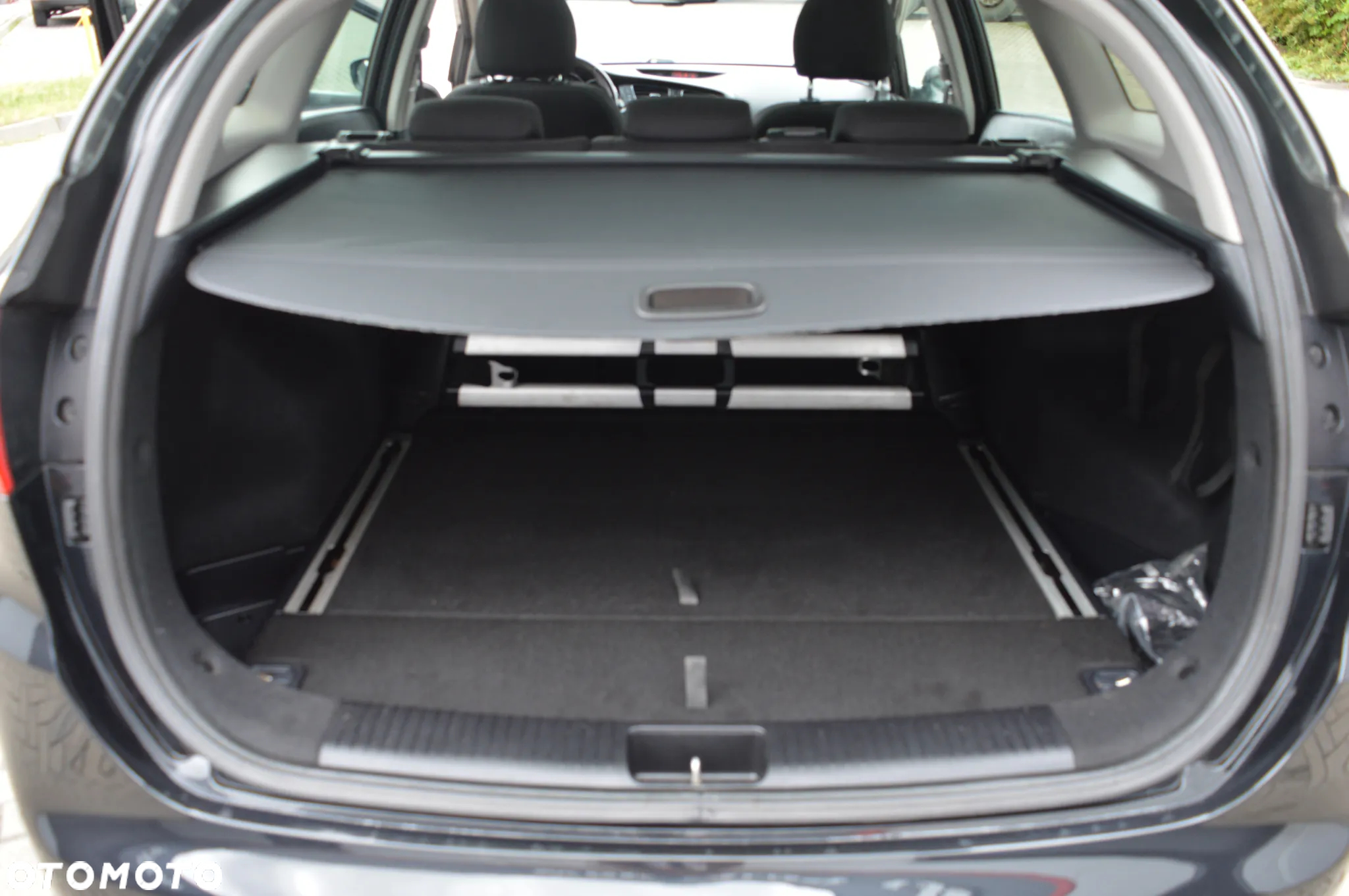 Kia Ceed 1.6 GDI SW DCT Platinum Edition - 15