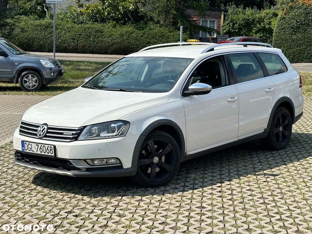 Volkswagen Passat Alltrack - 1