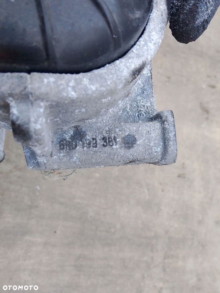 łapa poduszka silnika audi a4 b8 8r0199381 - 4